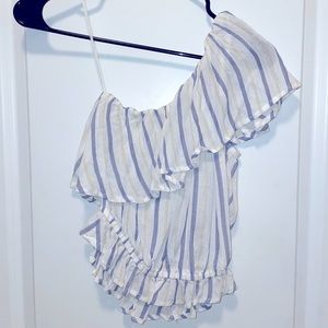 One shoulder spring crop top